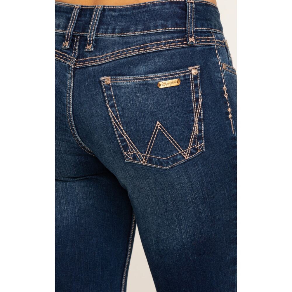 Wrangler retro Mae boot cut dark wash jeans women’s size 9/10x32